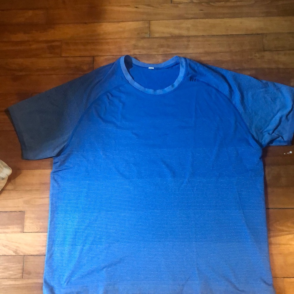 Lululemon Blue T-Shirt
